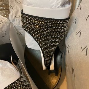 Simply Vera Vera Wang - Grebe wedge sandals